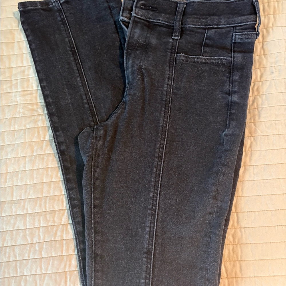 Express Black Skyscraper midrise jeans, Size 4R